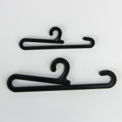 uso amplio grabado en relieve 105*23m m de Logo Black Plastic Sock Hangers