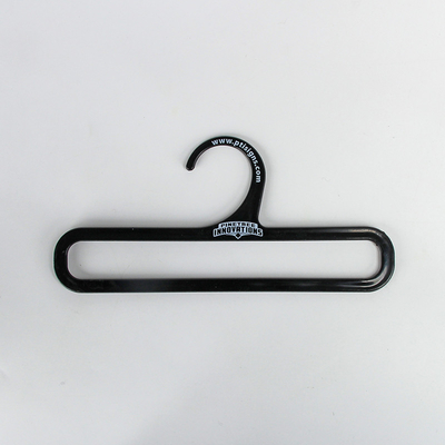 Logo Scarf Black Plastic Hangers de encargo W17.5cmxH8.5cm