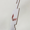 Etiqueta de encargo de la exhibición de la suspensión de la cartulina del papel de imprenta del logotipo para la bufanda de seda de los lazos